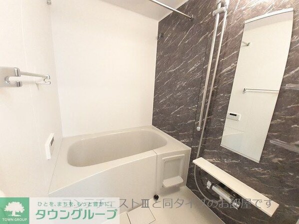 エメラ ファミーユの物件内観写真